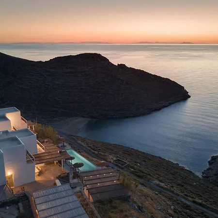 Dazzling Kythnos | Elixir | 3 Bedrooms | Located On Top Of Kastella Beach | Shared Infinity Pool | Panoramic Vistas Of Aegan Sea | Stimata Mérichas