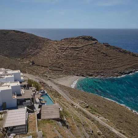 Vila Dazzling Kythnos | Elixir | 3 Bedrooms | Located On Top Of Kastella Beach | Shared Infinity Pool | Panoramic Vistas Of Aegan Sea | Stimata