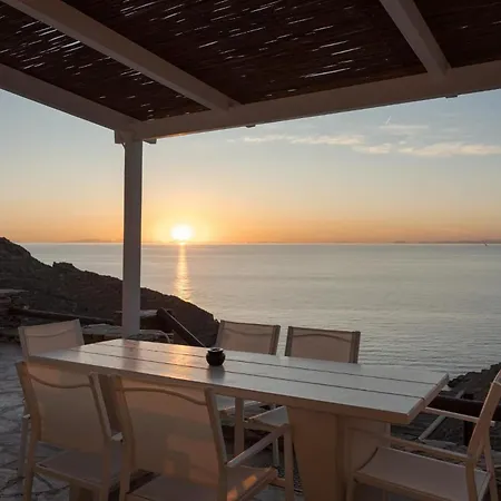 Dazzling Kythnos | Elixir | 3 Bedrooms | Located On Top Of Kastella Beach | Shared Infinity Pool | Panoramic Vistas Of Aegan Sea | Stimata * Mérichas
