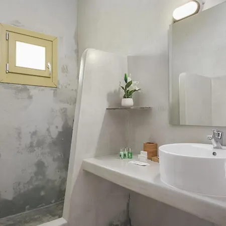 Vila Dazzling Kythnos | Elixir | 3 Bedrooms | Located On Top Of Kastella Beach | Shared Infinity Pool | Panoramic Vistas Of Aegan Sea | Stimata